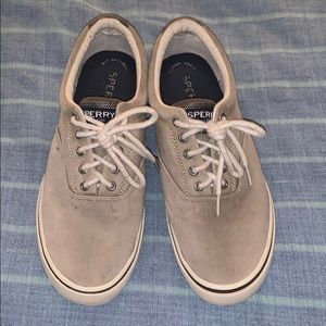 Sperry Striper shoe in tan, size 10.5